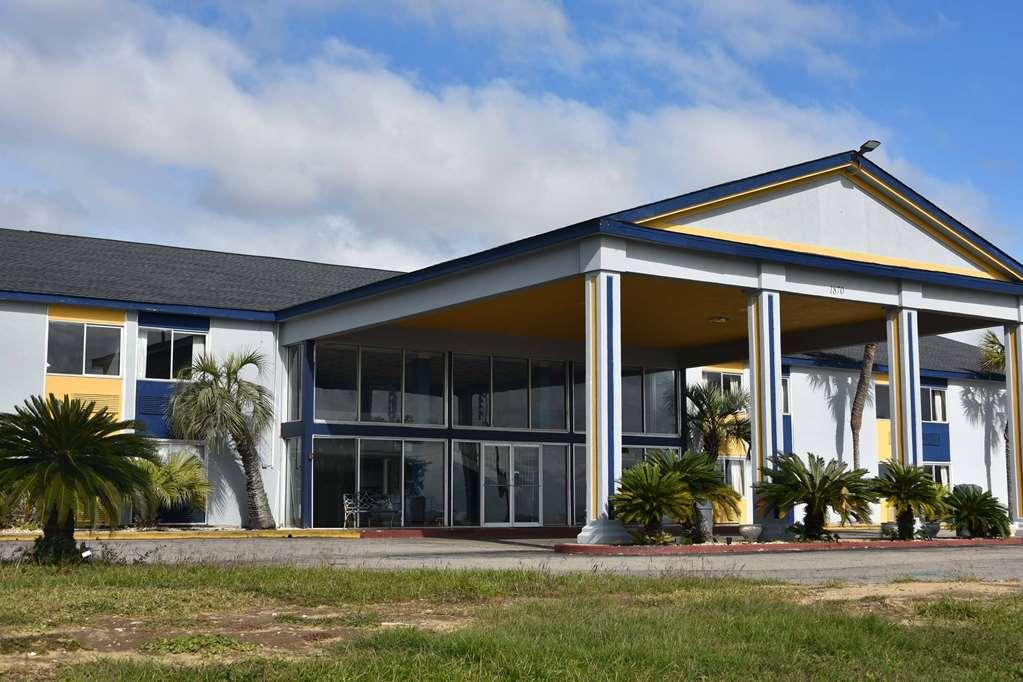 Motel Super 8 By Wyndham Biloxi Extérieur photo