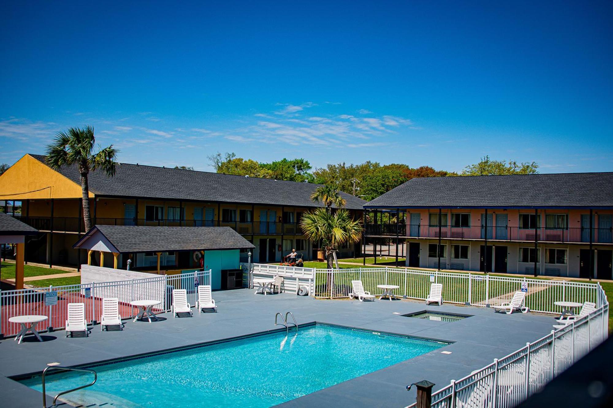 Motel Super 8 By Wyndham Biloxi Extérieur photo