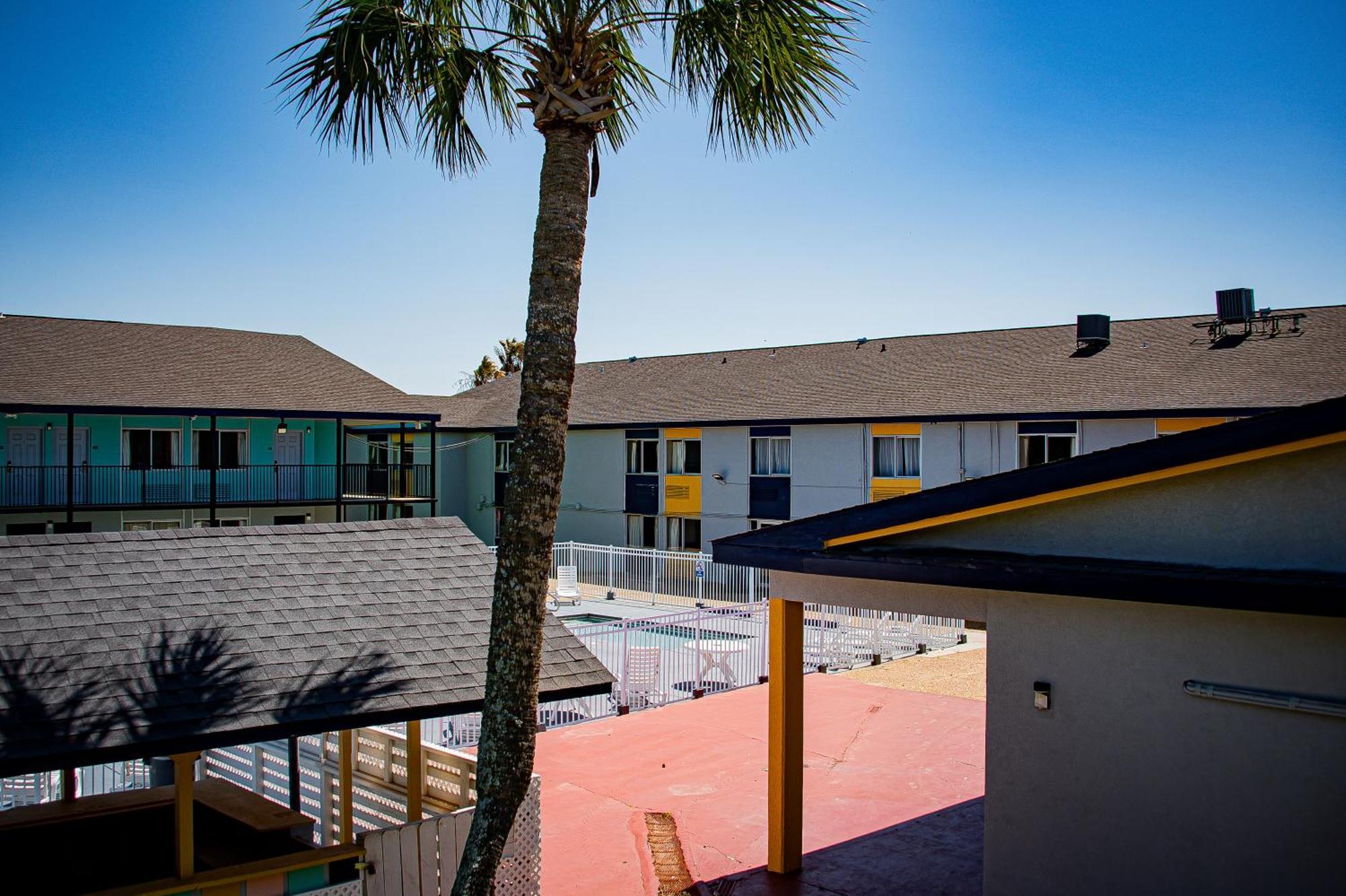 Motel Super 8 By Wyndham Biloxi Extérieur photo